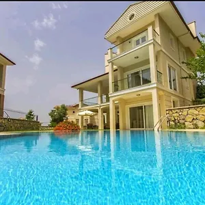 villa-beatrice.turkeyfethiyehotels.com/