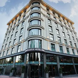 Avantgarde Sisli Istanboel